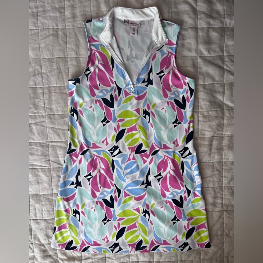 Tommy Bahama Golf Sleeveless Golf Vibrant Leaf Print Tennis Dress - Medium